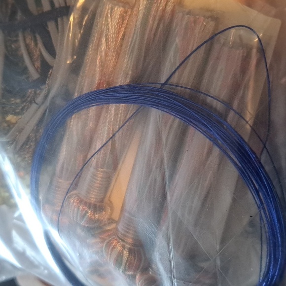 Ziplog bag with crafts - Picture 3 of 10